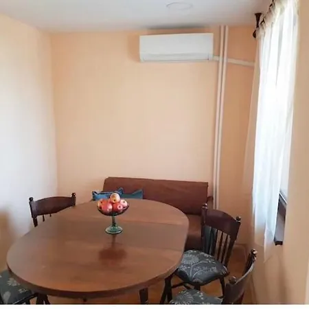 Daire 3 Bed Flat In Pleven, Bulgaria *